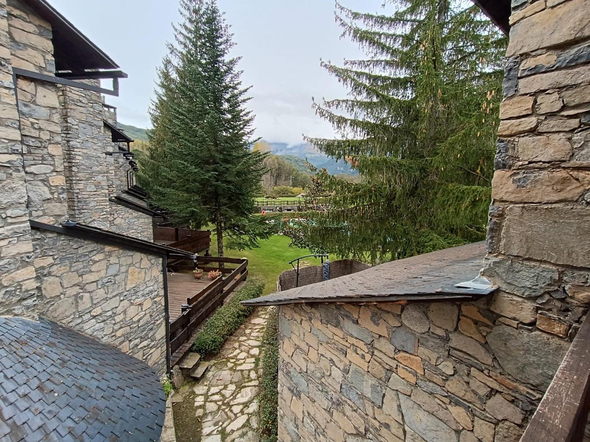 Inmocyma Residencial Linsoles-Valle De Benasque Buitenkant foto